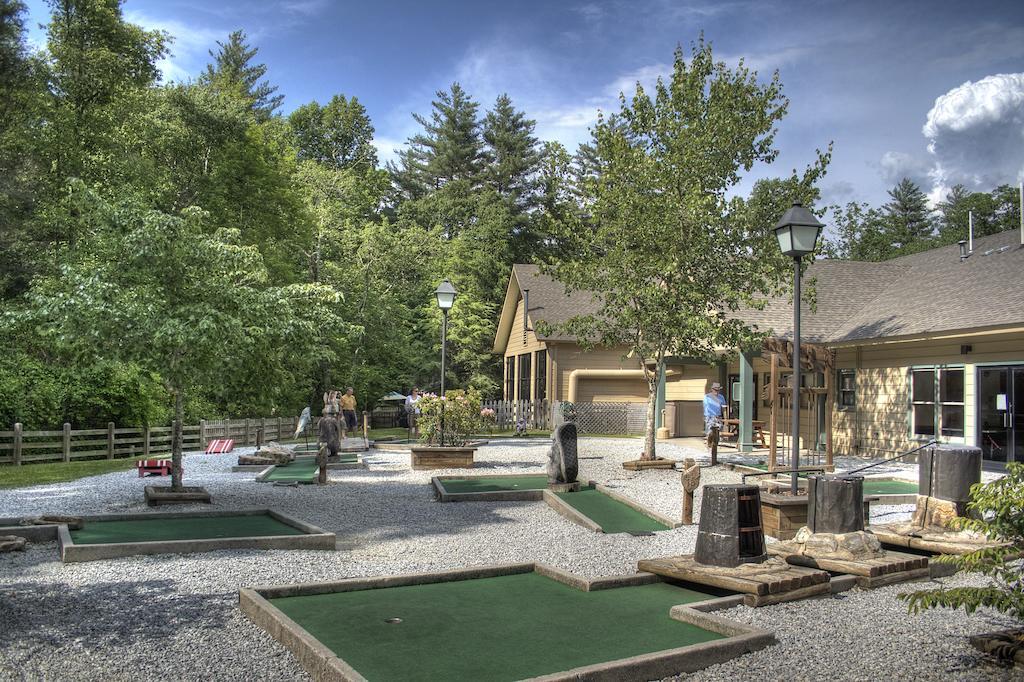 Foxhunt At Sapphire Valley Exterior foto